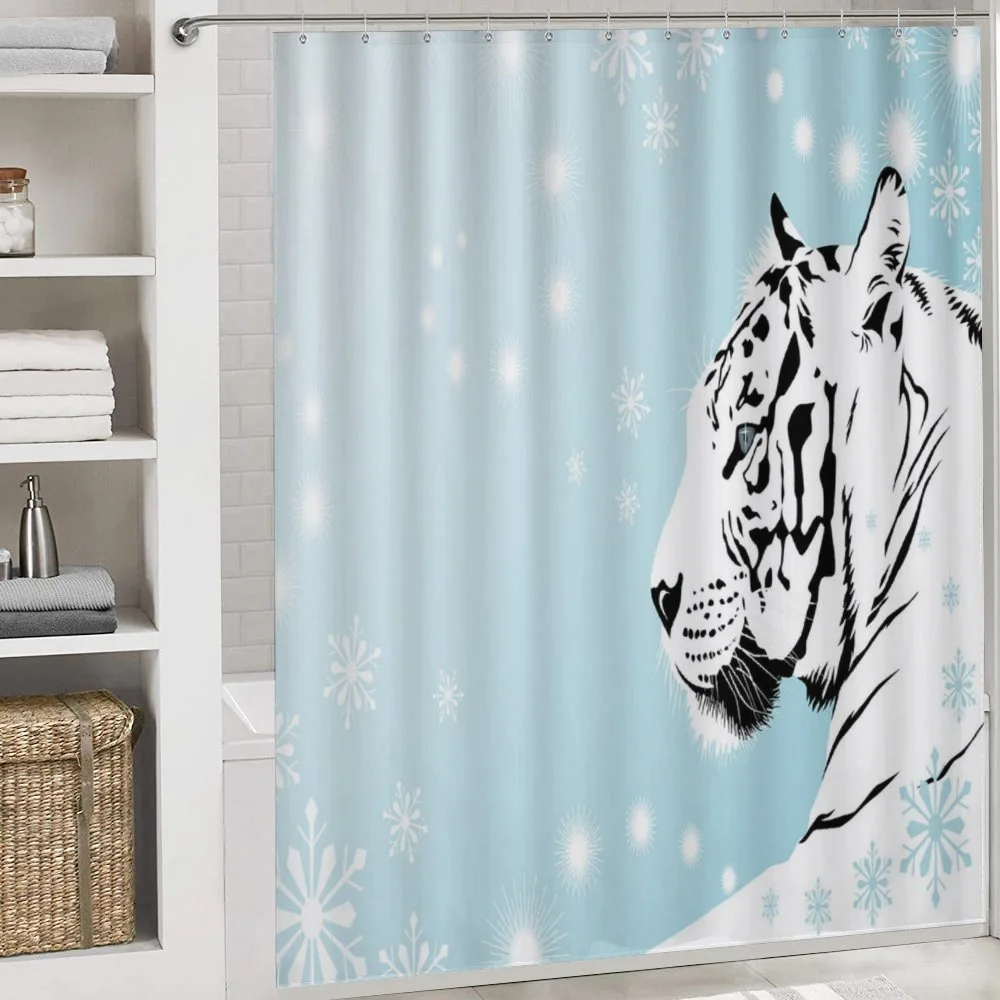 White Beast on Snowy Land — Detail 4