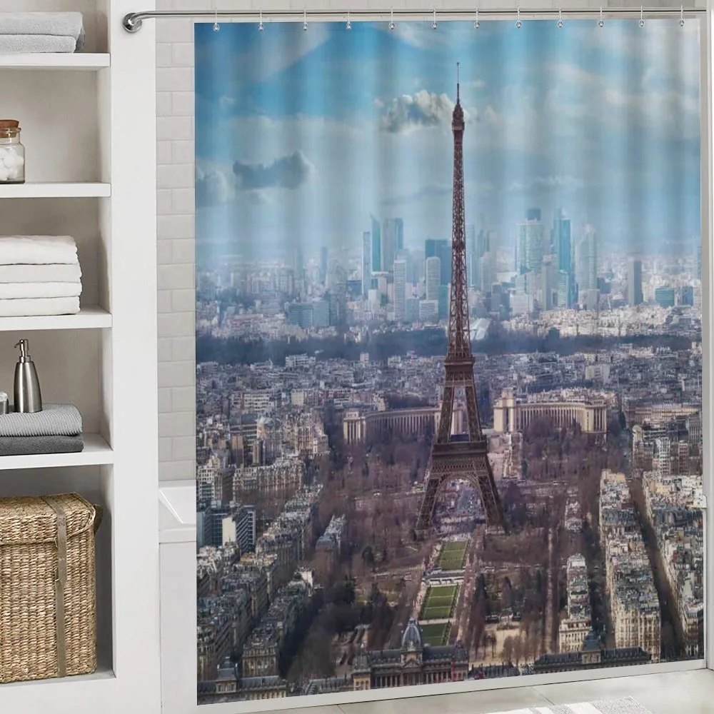 View of Eiffel Tower — Detail 4