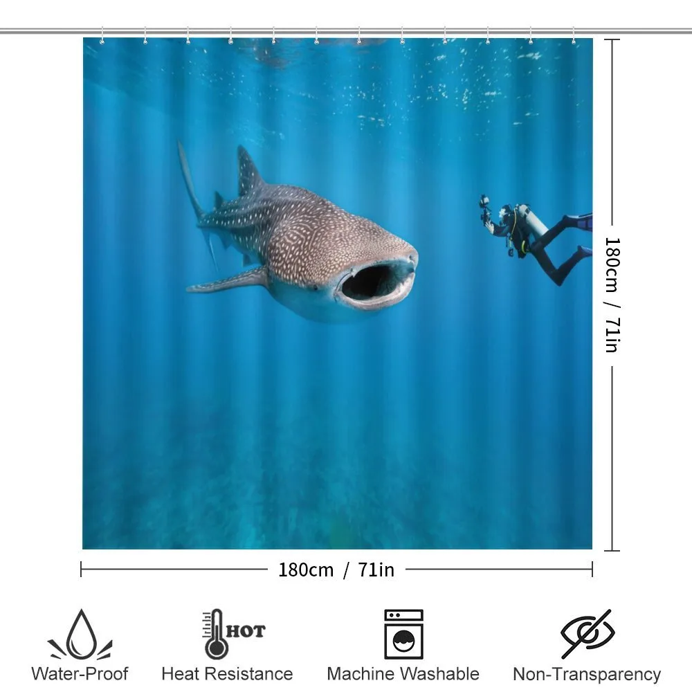 Giant Fish Ocean Diving — Detail 2
