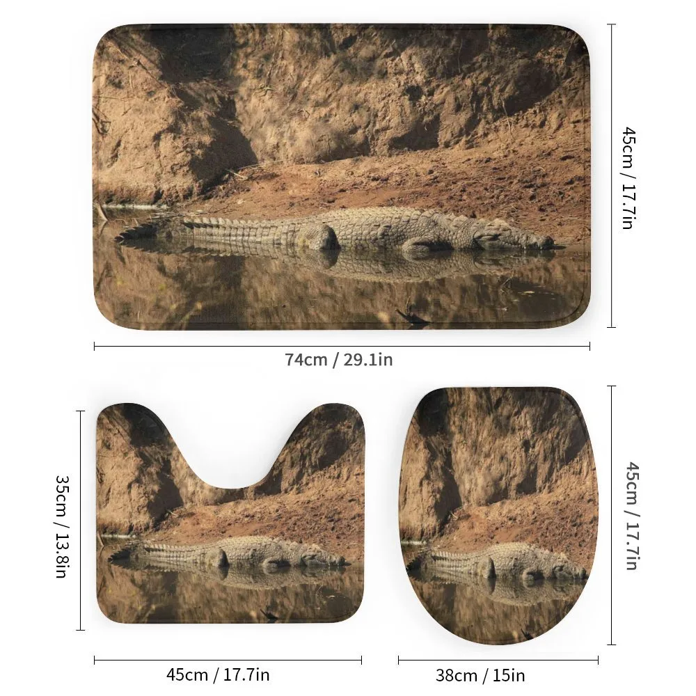 Crocodile Hunt in Wild — Detail 1