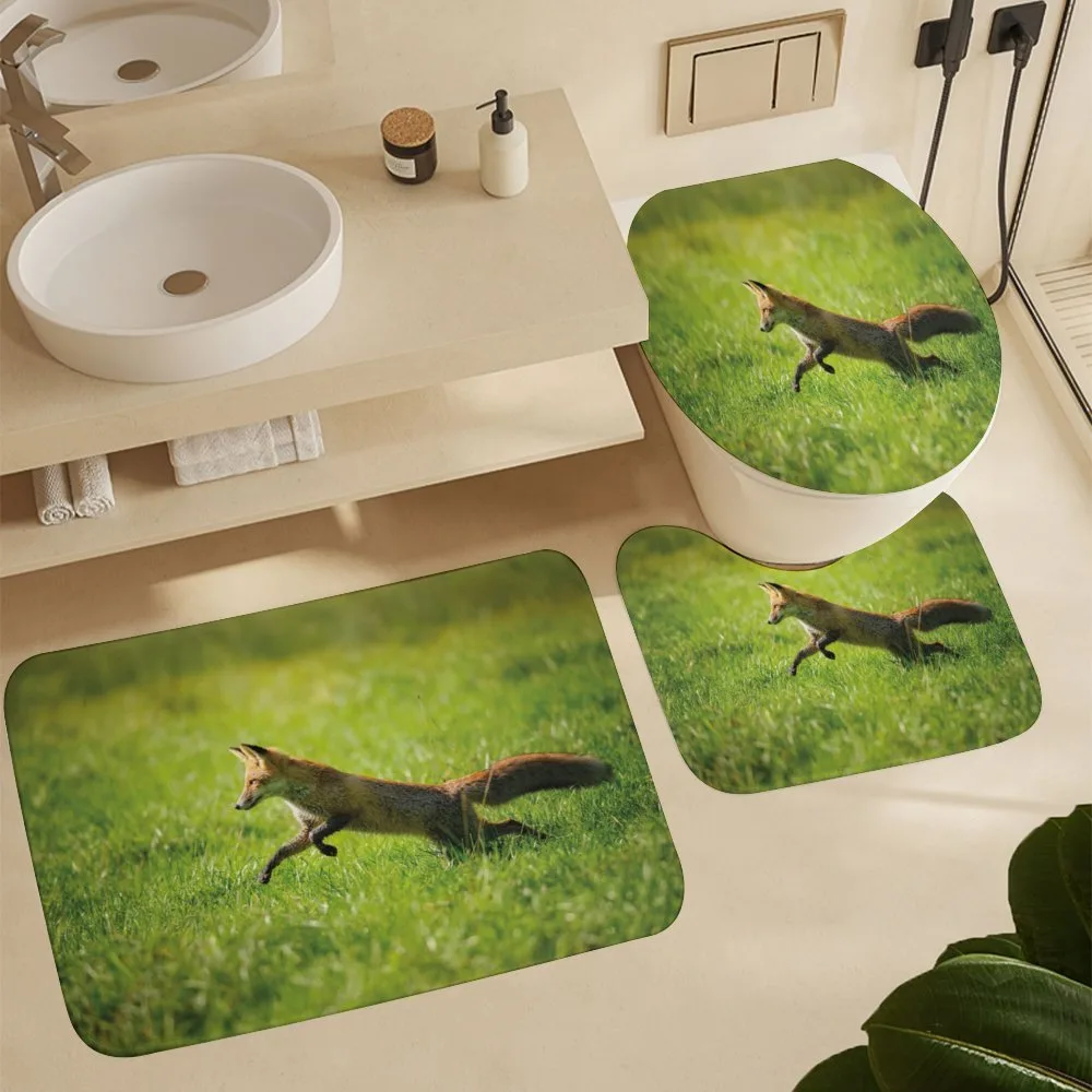 Jumping Animal Fresh Grass — Detail 5