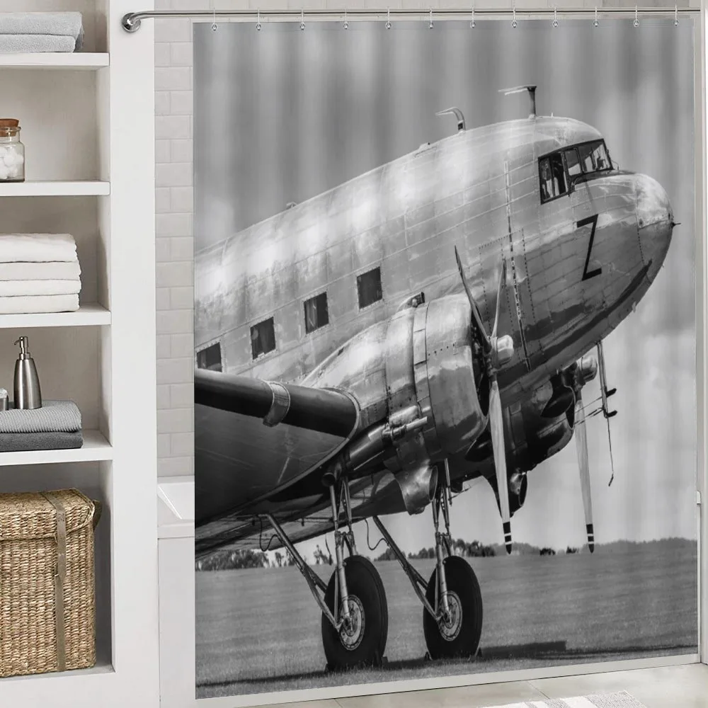 Old Airliner — Detail 4
