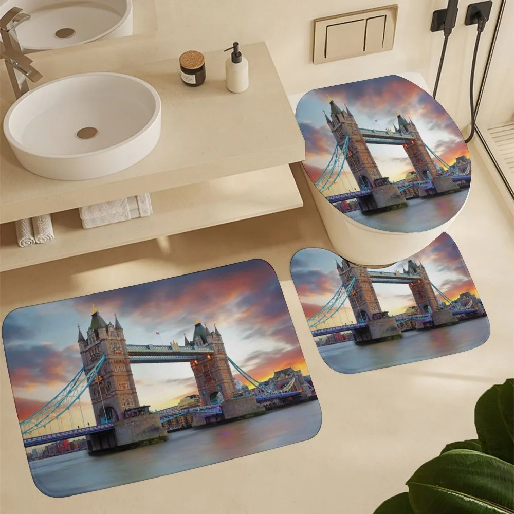 Historical Tower Bridge — Detail 5
