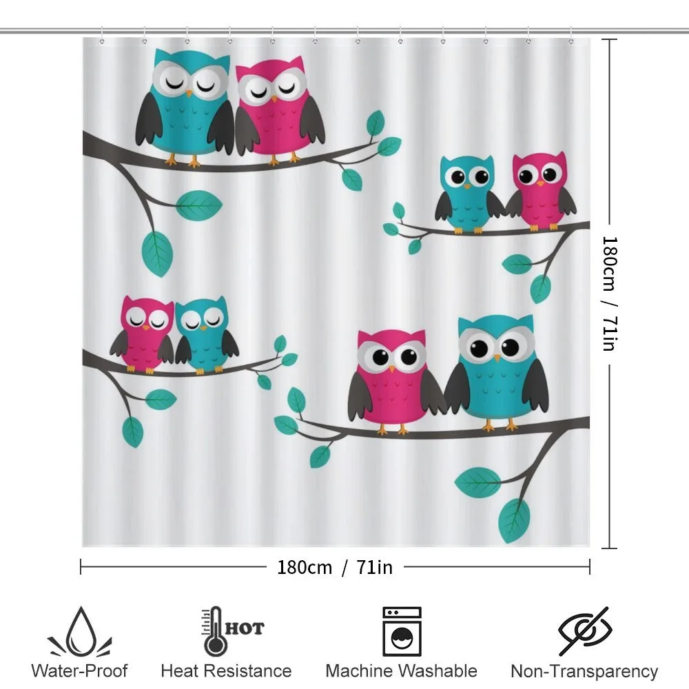 Couples of Owls on Tree — Detail 2
