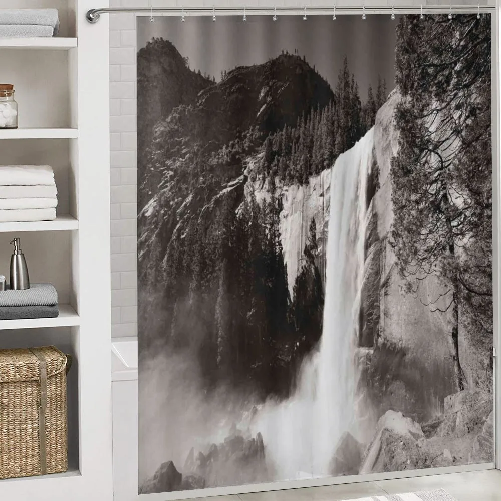 Waterfalls in Yosemite — Detail 4