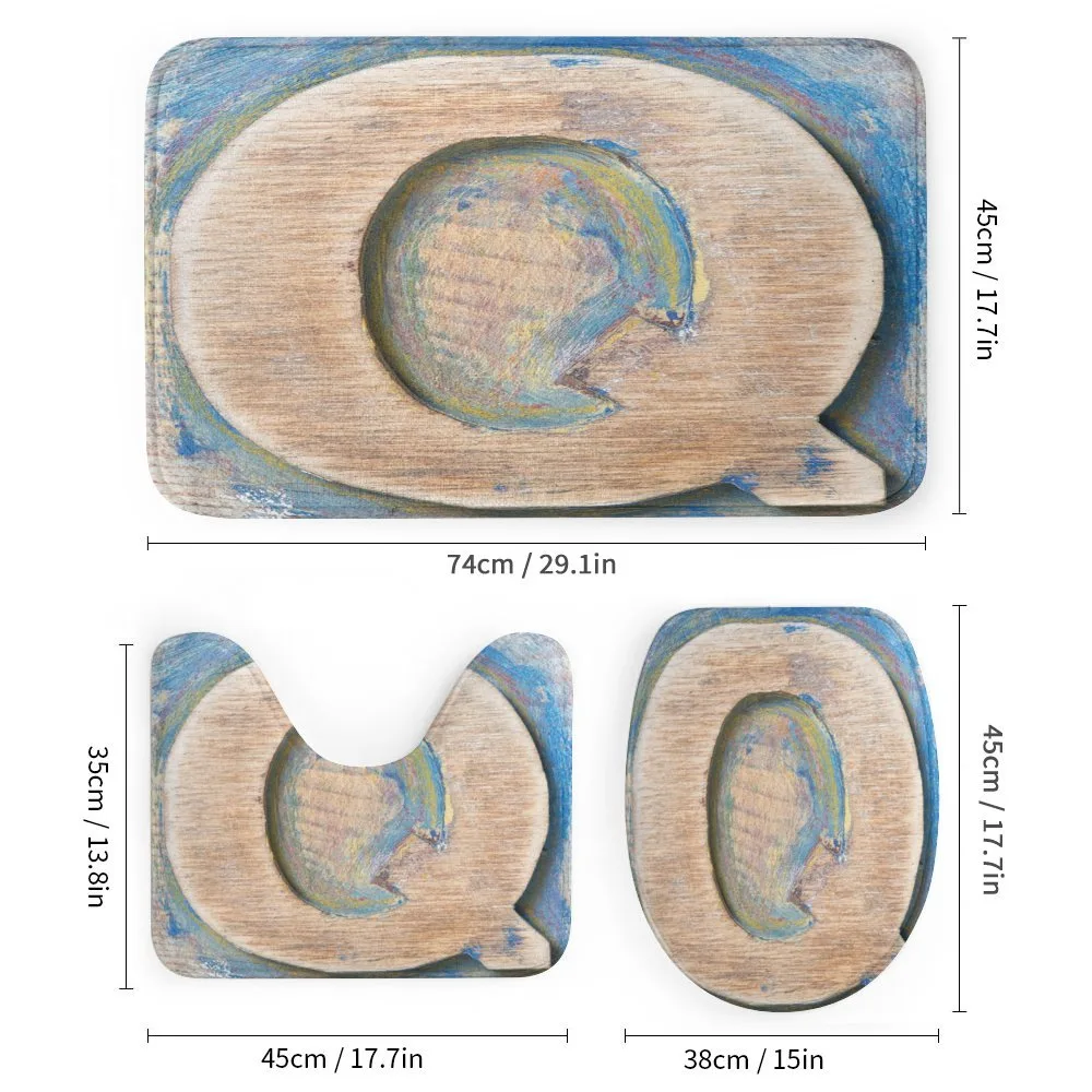 Q Uppercase Worn Wood — Detail 1